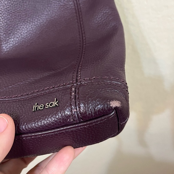 The Sak De Young Crossbody in Leather, Aubergine lightly used with light wear - Picture 4 of 11